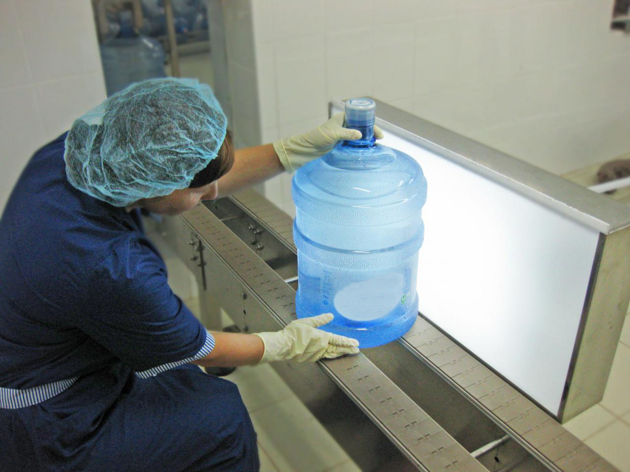Бракераж продукции при производстве воды на заводе